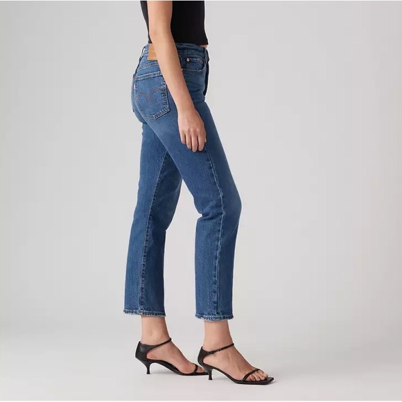 Levi’s Wedgie Straight Jeans Medium Wash 24 - Picture 8 of 10